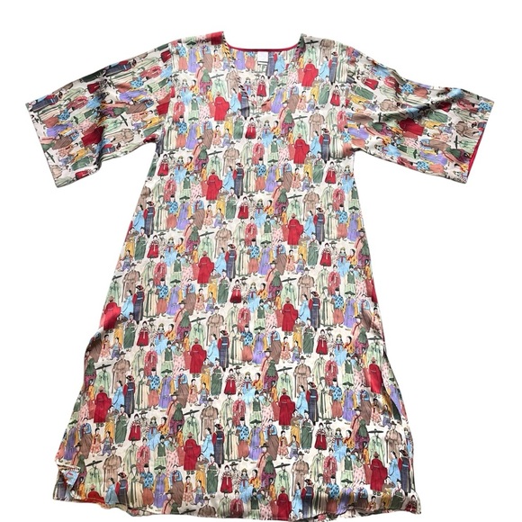 Natori Dynasty Print Satin Gown Caftan Red Trim Medium Hem Slits EUC - Picture 1 of 9